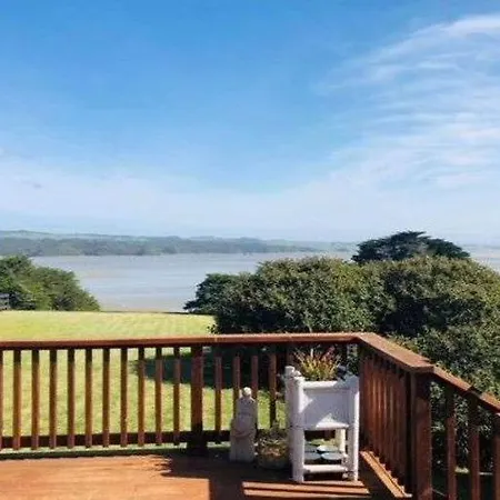 Te Papatapu Retreat Villa Raglan Exterior photo